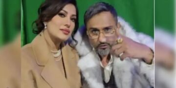 Mehwish Hayat Collaborates with Honey Singh for New Project