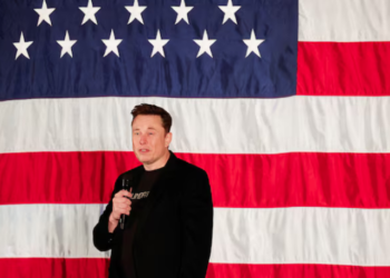 Elon Musk Worked Illegally in the U.S. During the 1990s, Reports Say