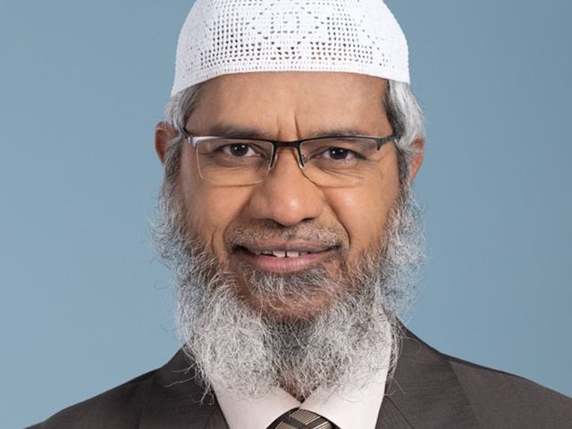 Dr Zakir Naik apologises for PIA comments