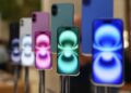 The lawsuit claims that Apple does not permit users to store or back up their phone data with third-party providers
