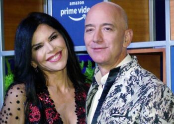 Jeff Bezos and Lauren Sanchez are prepping a winter wonderland wedding in Aspen this Christmas