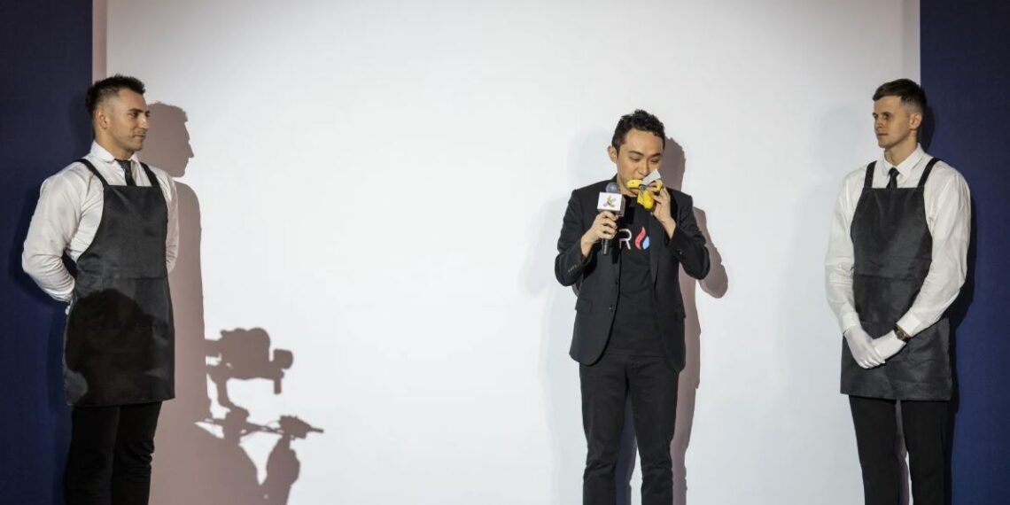Justin Sun ate the provocative work of conceptual art by Italian artist Maurizio Cattelan.