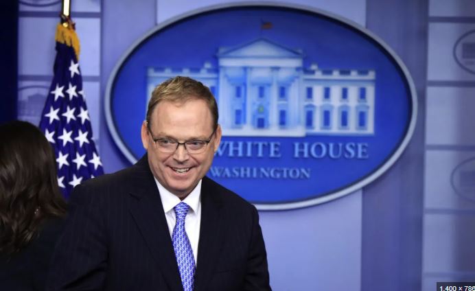 Mr Hassett led the White House Council of Economic Advisers.