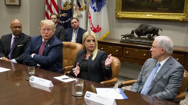 pam bondi 1