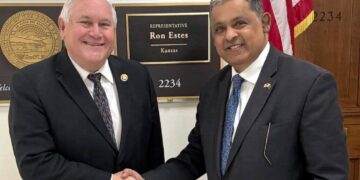 Rizwan Saeed Sheikh with Congressman Ron Estes.