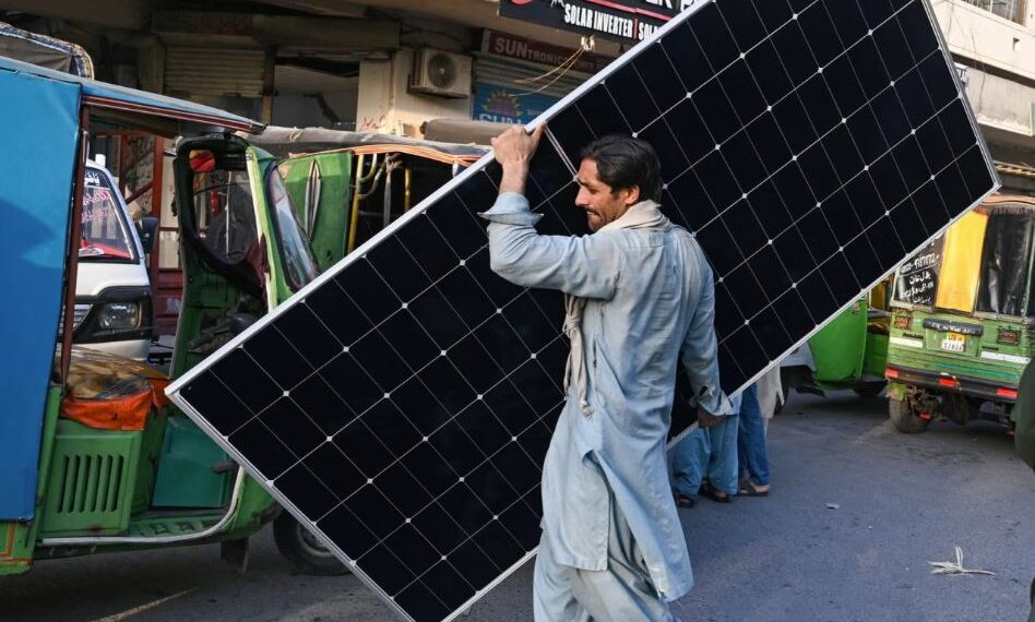 Experts say Pakistan has ideal climatic conditions for solar power generation.