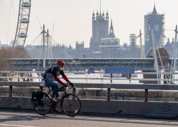 cycling in the city tips