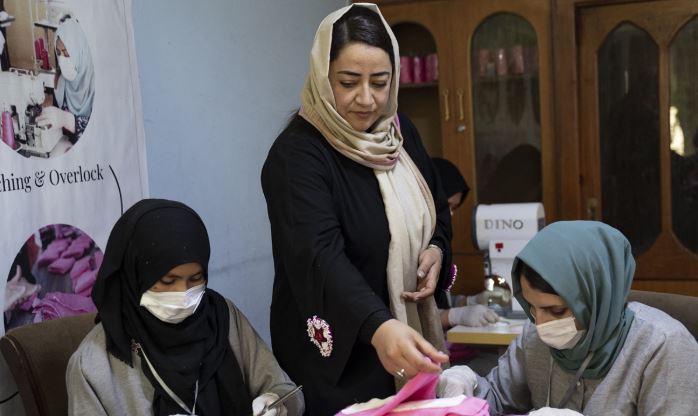afghan women 1