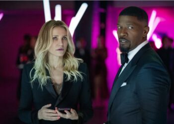 Cameron Diaz and Jamie Foxx in "Back In Action."