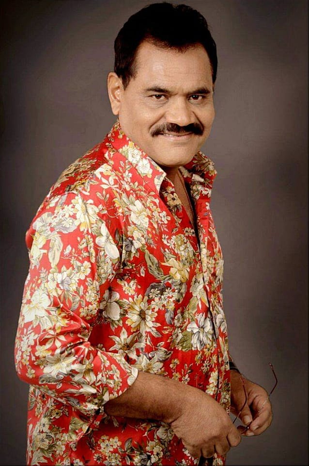 mushtaq khan