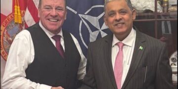 Ambassador Rizwan Saeed Sheikh met Congressman Neal Dunn.