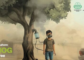 The smog tower has been installed in the Mehmood Booti area of Lahore.