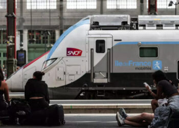 A train driver’s suicide disrupted Christmas travel plans in France.