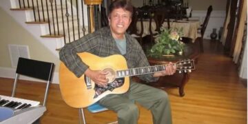 This event will not only showcase Alamgir’s timeless hits .