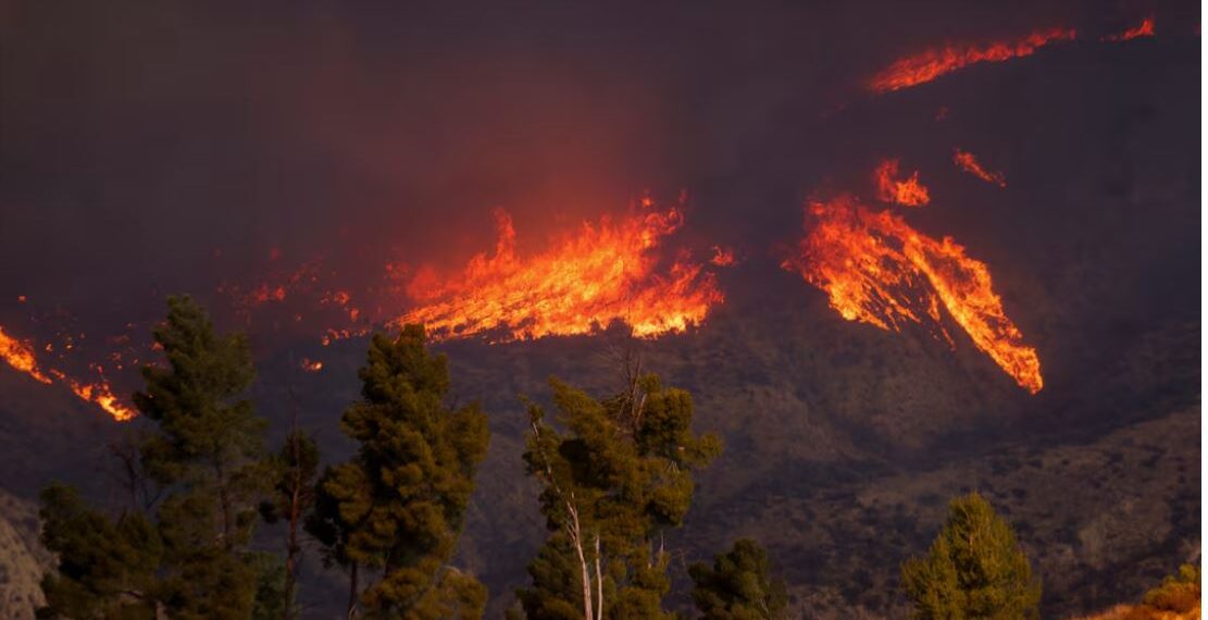 Hughes Fire burns more than 9,400 acres in Castaic Lake area.