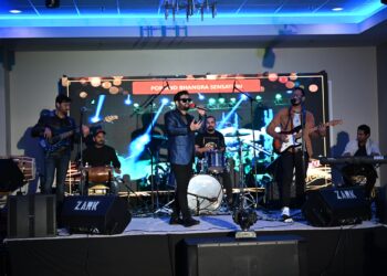 Saleem Javed Delights Fans with a Memorable Performance in Dallas