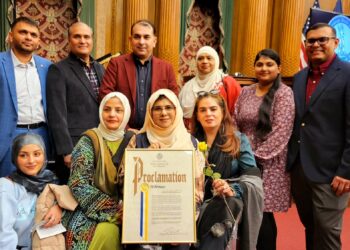 Pakistani-American Leader Bazah Roohi Honored with Lifetime Achievement Award in New York