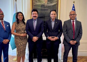 Pakistan’s Consul General Hosts Farewell Luncheon for Malaysian Diplomat
