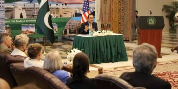 COAS Field Marshal Asim Munir Holds Strategic Dialogue with U.S. Experts