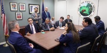 Bilawal Pushes Peace in D.C. Talks with U.S. Lawmakers
