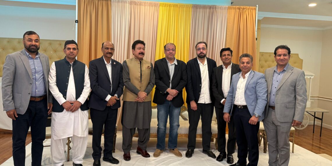 Consul General Joins Pakistani American Community in Honoring Federal and Provincial Ministers