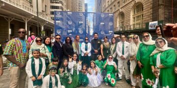 Flag Hoisting Ceremony Celebrated at Bowling Green in New York