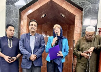 Sugar Land Mayor Engages with Muslim Community at Masjid Attaqwa