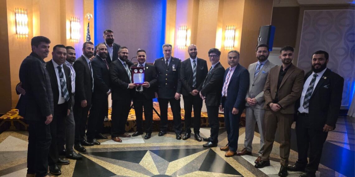 Pakistan Consul General Attends NYPD Muslim Officers Society Annual Scholarship Dinner