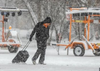 Winter Storm “Chan” Moves East, Bringing Snow
