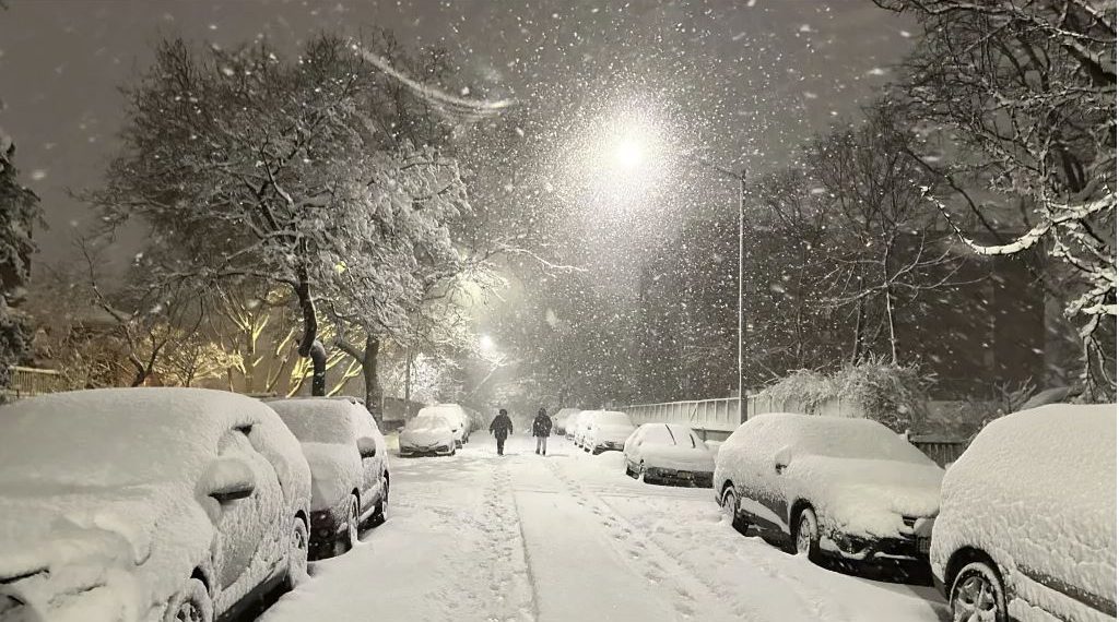 Historic Blizzard Forces New York City Into Shutdown