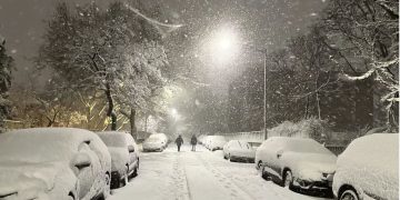 Historic Blizzard Forces New York City Into Shutdown