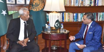 ہیوسٹن کراچی سسٹر سٹی ایسوسی ایشن کے وفد کی گورنر سندھ سے ملاقات
